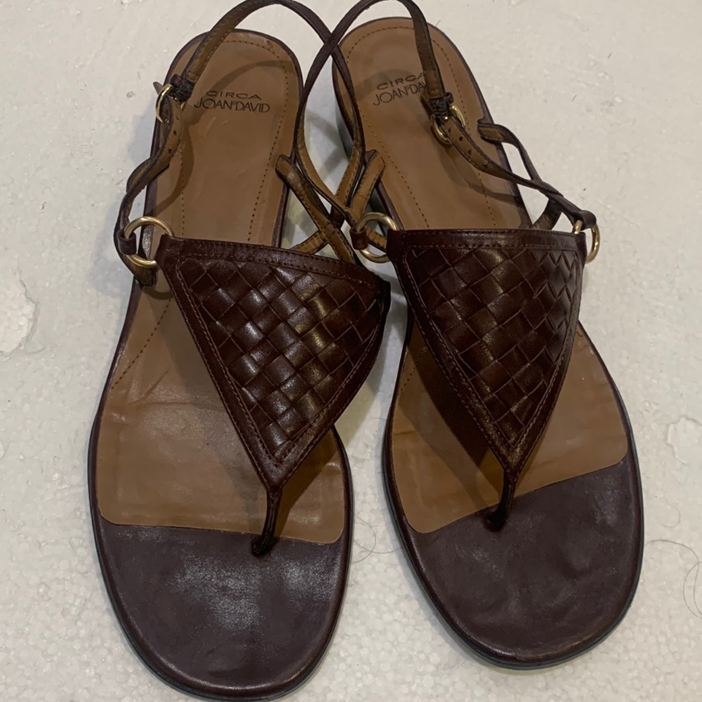 Circa jhondavid sandals size 10